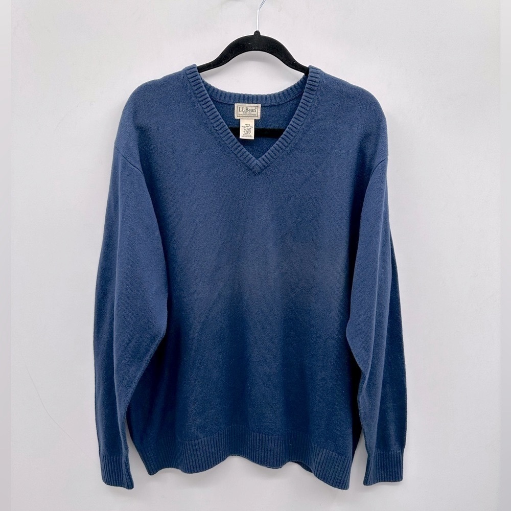 LL Bean XL VTG blue lambs wool V neck classic business casual Y2K cozy sweater